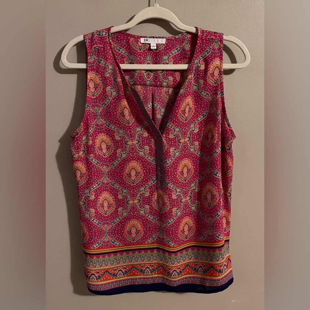$6🩷Bundled DR2 Pink and Orange Paisley Tank